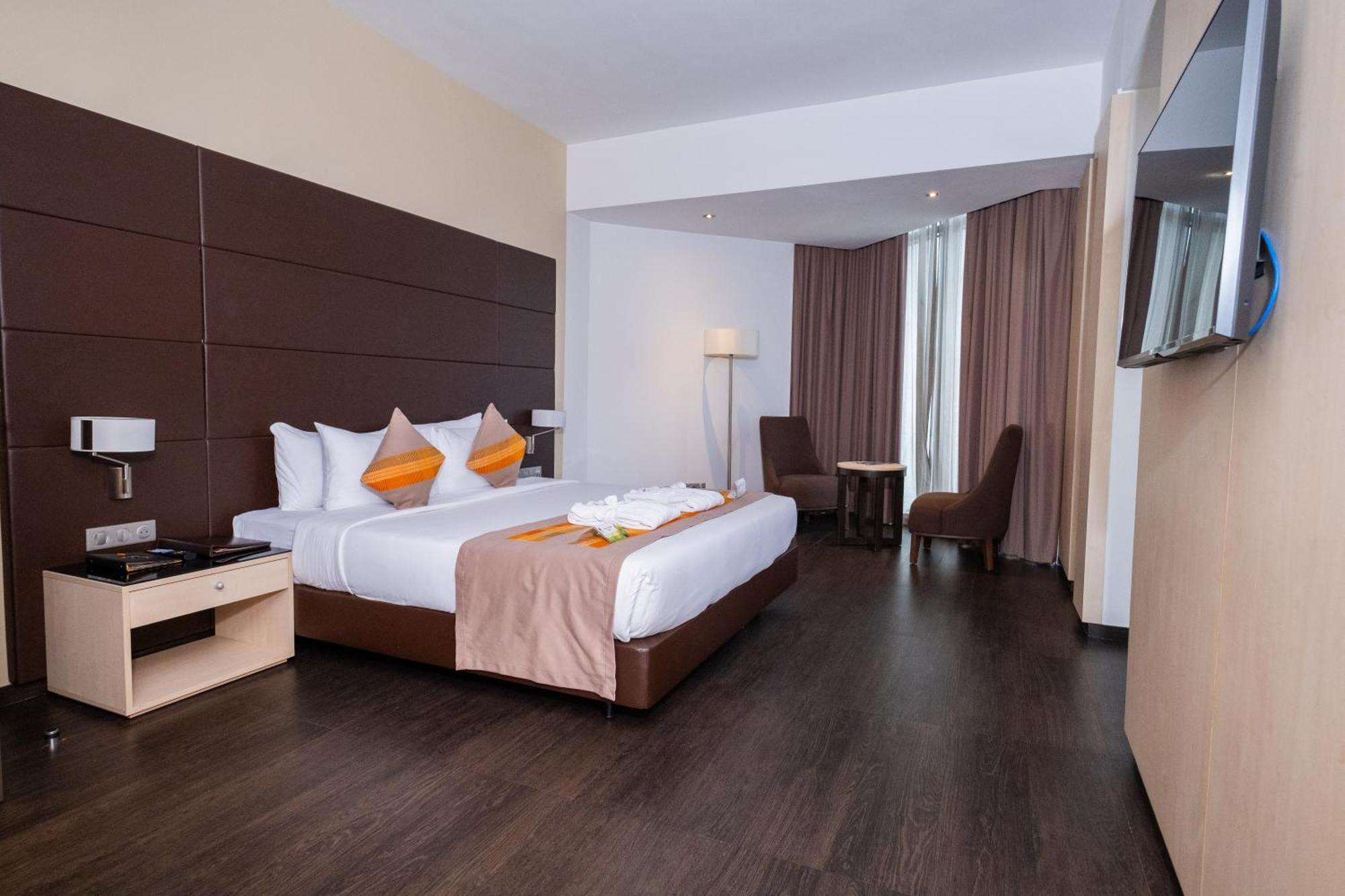 Azalai Hotel Abidjan Exteriör bild