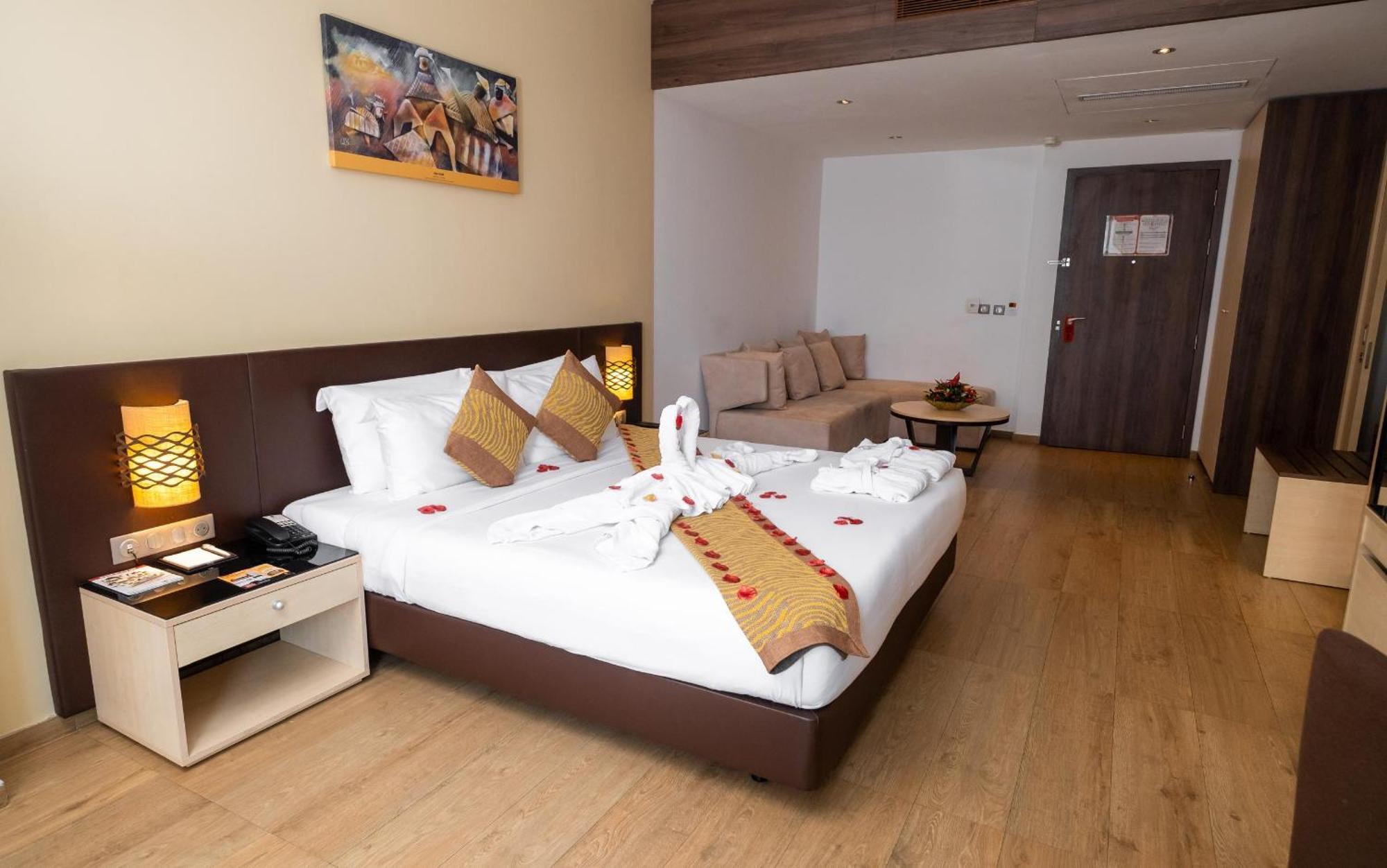 Azalai Hotel Abidjan Exteriör bild